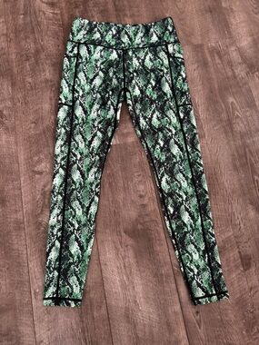 Constantly Varied Gear Green Snake Print Leggings NWOT